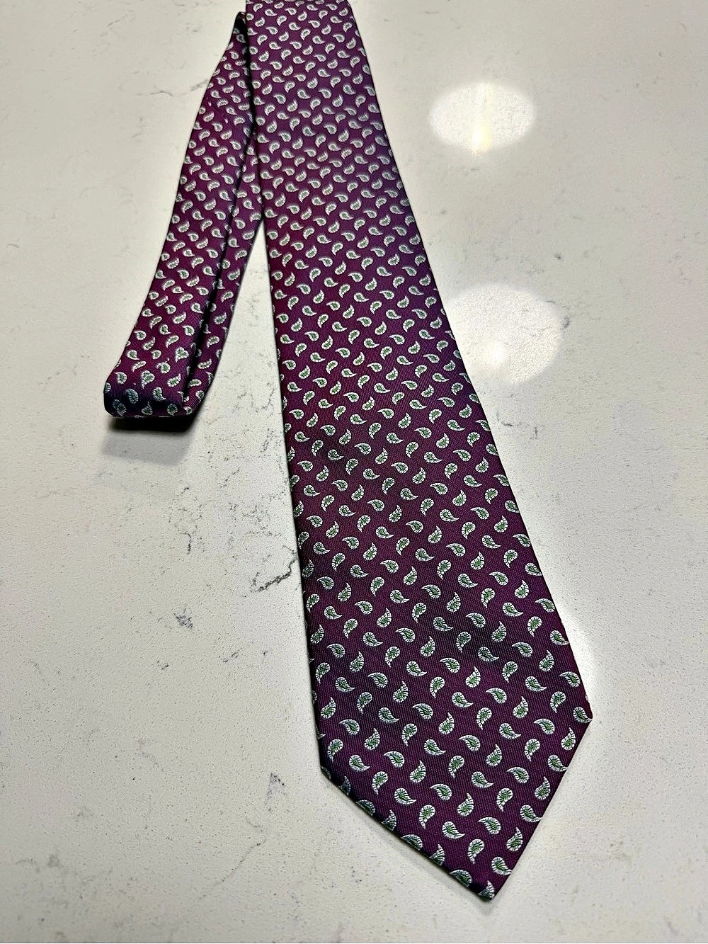 Hermès Paris Vintage 100% Silk Tie Purple Green Paisley Made in France Men’s
